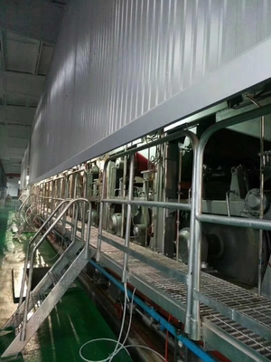 Ζαρωμένη μηχανή εγγράφου της Kraft ραβδώσεων τεράστια γραμμή παραγωγής ρόλων 3800 χιλ.
